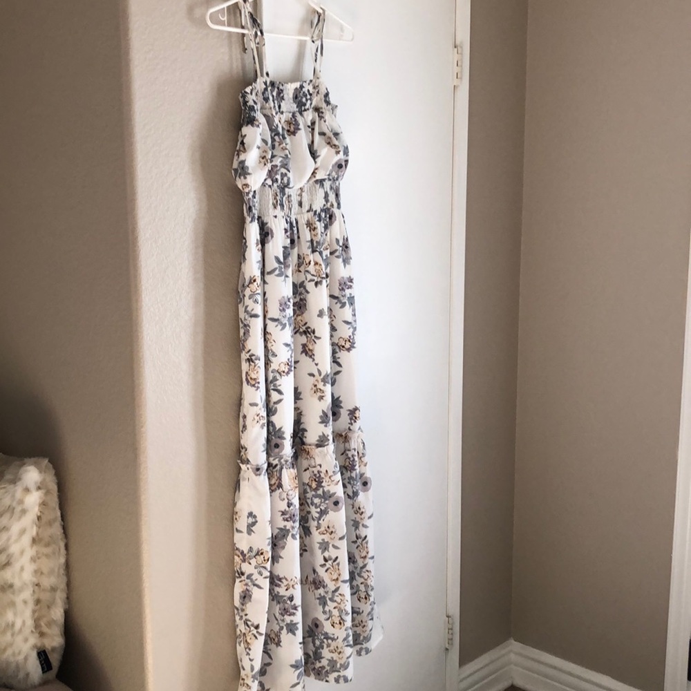Women’s maxi dress